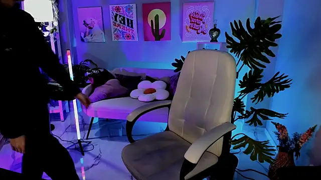 BethanyCloud online show from January 19, 8:29 am