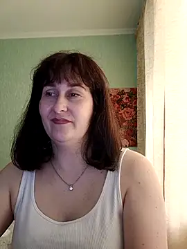 Amandda  online show from May 25, 11:05 am