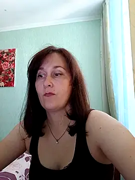 Amandda  online show from July 27, 8:10 am