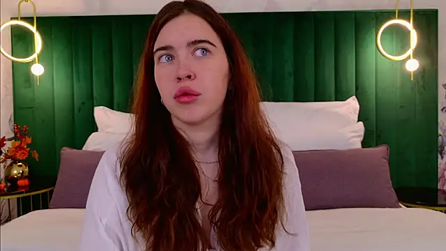 KimberlyBond online show from September 25, 3:05 pm