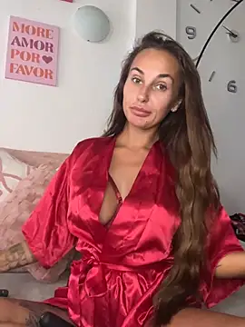 Snapshot of Rosieredxox chatting on July 31, 7:19 am Rosieredxox online show from July 31, 7:19 am