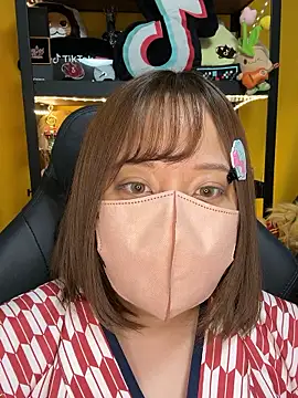 Snapshot of 0kanna0 chatting on October 1, 3:40 pm 0kanna0 online show from October 1, 3:40 pm