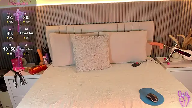 Snapshot of PAULETEJOHNSON chatting on December 23, 3:04 am PAULETEJOHNSON online show from December 23, 3:04 am