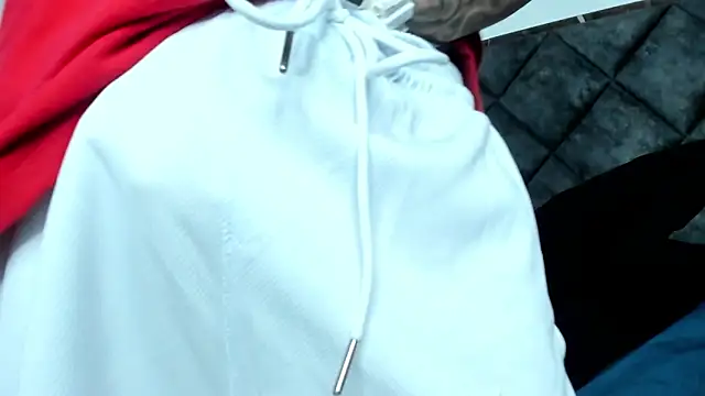 OwenStonne  online show from November 13, 12:26 pm