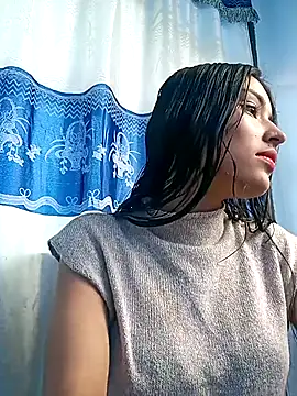 Snapshot of hotwife26 chatting on February 17, 4:57 pm hotwife26 online show from February 17, 4:57 pm