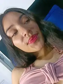 hotwife26 online show from July 17, 9:19 pm