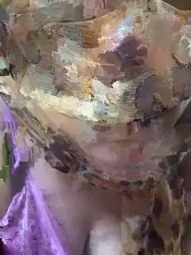 crazy111girl online show from April 8, 11:54 am