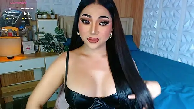 Snapshot of ValeriaHelaby chatting on December 2, 4:18 am ValeriaHelaby online show from December 2, 4:18 am