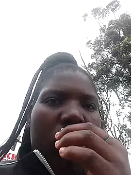 Snapshot of Nobuhlesiphume09 chatting on October 28, 6:50 am Nobuhlesiphume09 online show from October 28, 6:50 am