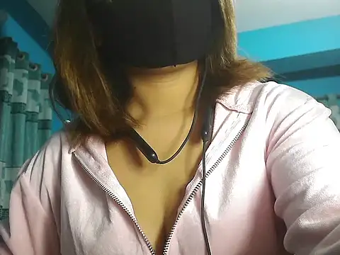 Snapshot of meghbalikargolponoy09 chatting on December 4, 4:16 pm meghbalikargolponoy09 online show from December 4, 4:16 pm