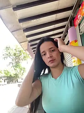 Mia jhoonson online show from February 4, 5:52 pm