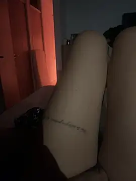 Snapshot of prayingtothesky chatting on September 10, 3:06 am prayingtothesky online show from September 10, 3:06 am