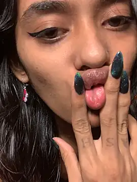 Serah201 online show from February 7, 6:55 pm