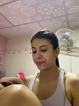 Snapshot of Lenapink19 chatting on September 30, 7:30 pm Lenapink19 online show from September 30, 7:30 pm