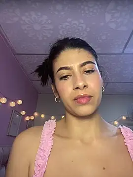 Snapshot of Lenapink19 chatting on January 17, 10:13 pm Lenapink19 online show from January 17, 10:13 pm