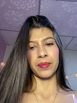 Snapshot of Lenapink19 chatting on February 7, 10:46 pm Lenapink19 online show from February 7, 10:46 pm