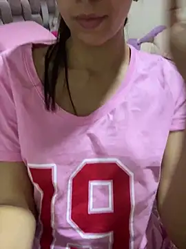 Snapshot of Lenapink19 chatting on February 12, 5:30 pm Lenapink19 online show from February 12, 5:30 pm