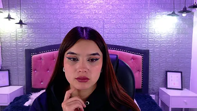 Natalie loffreda online show from September 15, 2:44 am