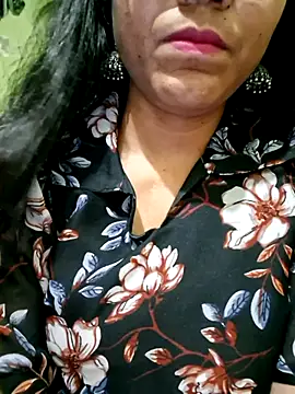 Snapshot of Telugu___Sexygirl___Naidu chatting on April 23, 4:31 pm Telugu Sexygirl Naidu online show from April 23, 4:31 pm