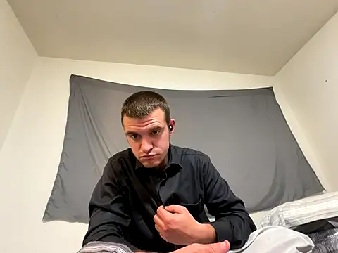 Snapshot of cumitted chatting on November 16, 10:10 am cumitted online show from November 16, 10:10 am