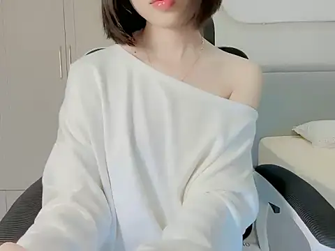 Snapshot of ggLovee chatting on November 8, 3:34 pm ggLovee online show from November 8, 3:34 pm