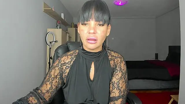 Ella sweety00 online show from September 30, 3:39 pm