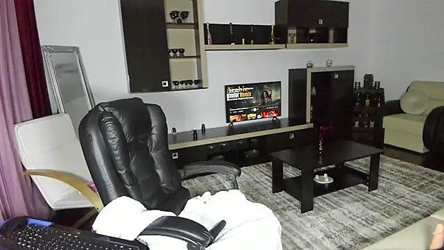 Ella sweety00 online show from April 8, 8:53 pm