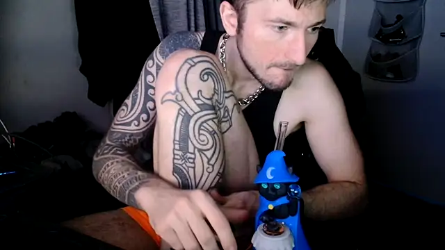 th1  online show from April 3, 1:36 am