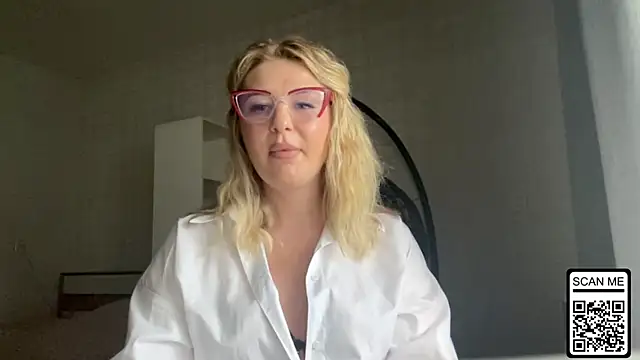 Blondie xoxoxo online show from June 26, 10:52 am