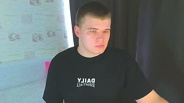 kittenmurr online show from September 18, 4:25 am