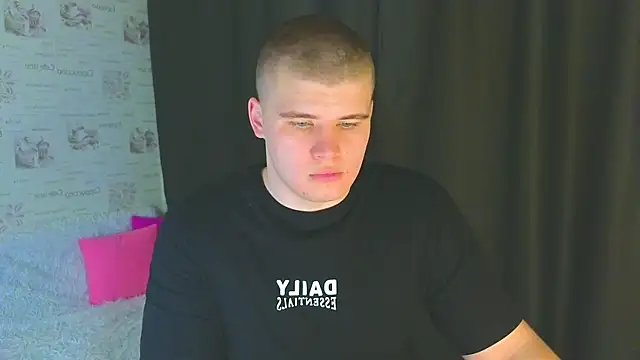 kittenmurr online show from September 20, 9:27 pm