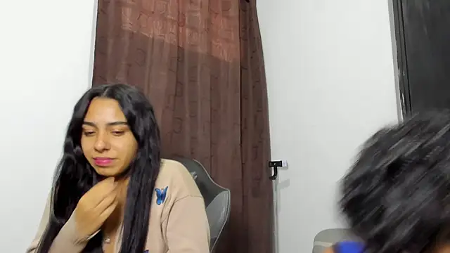 violet and myers online show from December 3, 8:07 pm