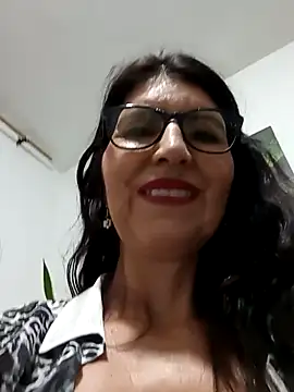 Snapshot of swity_foster chatting on September 24, 9:23 am swity foster online show from September 24, 9:23 am