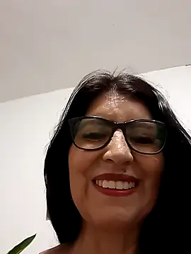 Snapshot of swity_foster chatting on September 26, 9:35 am swity foster online show from September 26, 9:35 am