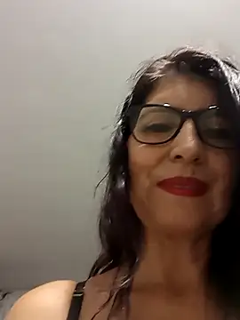 Snapshot of swity_foster chatting on October 8, 8:56 am swity foster online show from October 8, 8:56 am