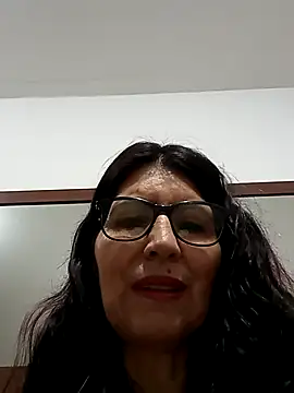 Snapshot of swity_foster chatting on October 17, 8:39 am swity foster online show from October 17, 8:39 am