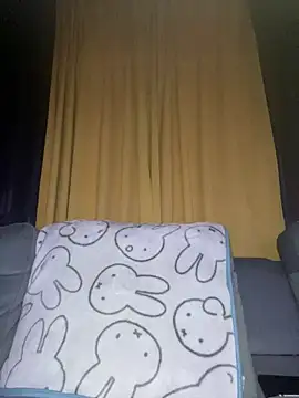 Snapshot of melyiaaa chatting on July 4, 5:57 am melyiaaa online show from July 4, 5:57 am