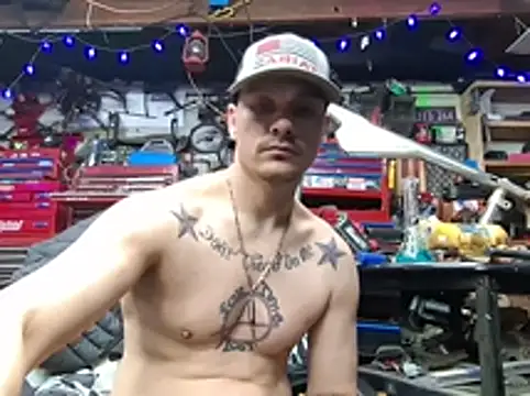 twistafatpipe online show from March 13, 3:18 pm