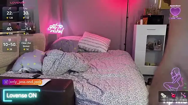 Secret Lovers1 online show from April 4, 7:55 pm