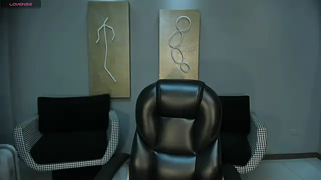 NataliaGaret online show from November 18, 3:12 am