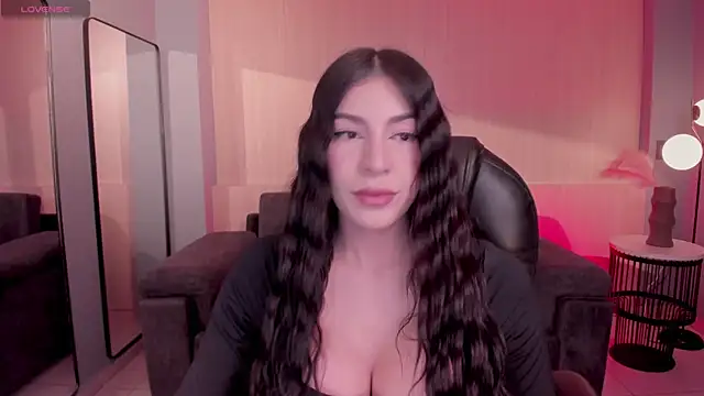 MaddisonTaylor1 online show from July 14, 7:30 pm