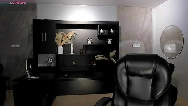 MilaColeman online show from June 11, 3:59 am