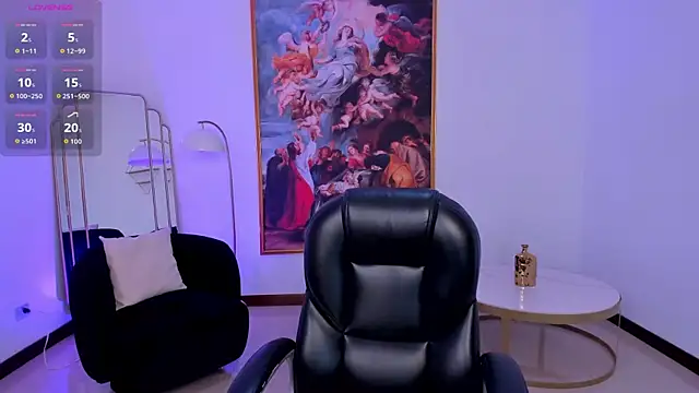 AmberColors  online show from April 17, 7:50 pm