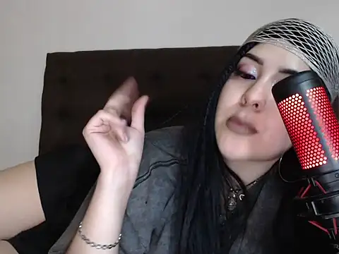 bluegoddessstoned online show from September 20, 8:26 am