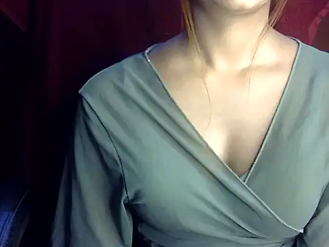 heartless Queen online show from February 22, 5:19 am