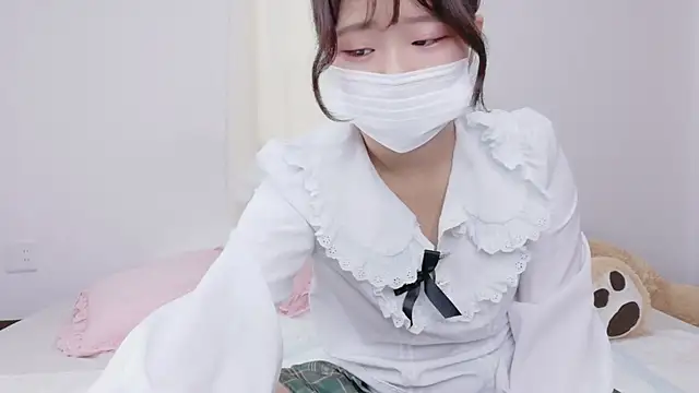 Snapshot of Mio_781 chatting on September 24, 5:44 am Mio 781 online show from September 24, 5:44 am