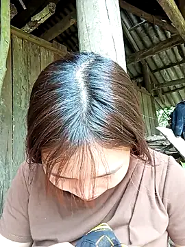 EllyBaby20 online show from April 10, 5:12 am