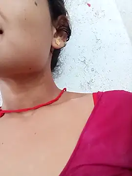 Snapshot of Chandni_Love143 chatting on October 5, 6:12 am Chandni Love143 online show from October 5, 6:12 am