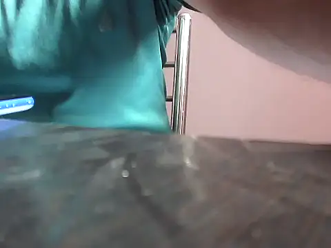 Snapshot of asianhot111 chatting on September 9, 6:13 am asianhot111 online show from September 9, 6:13 am