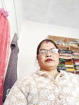 Snapshot of Bhavna_hot chatting on January 7, 8:50 am Bhavna hot online show from January 7, 8:50 am